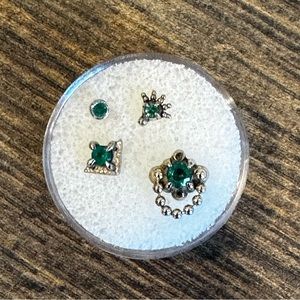 Lot of 4 14K White Gold and Emerald Threadless Ends (Press Fit) - Sacred Symbols